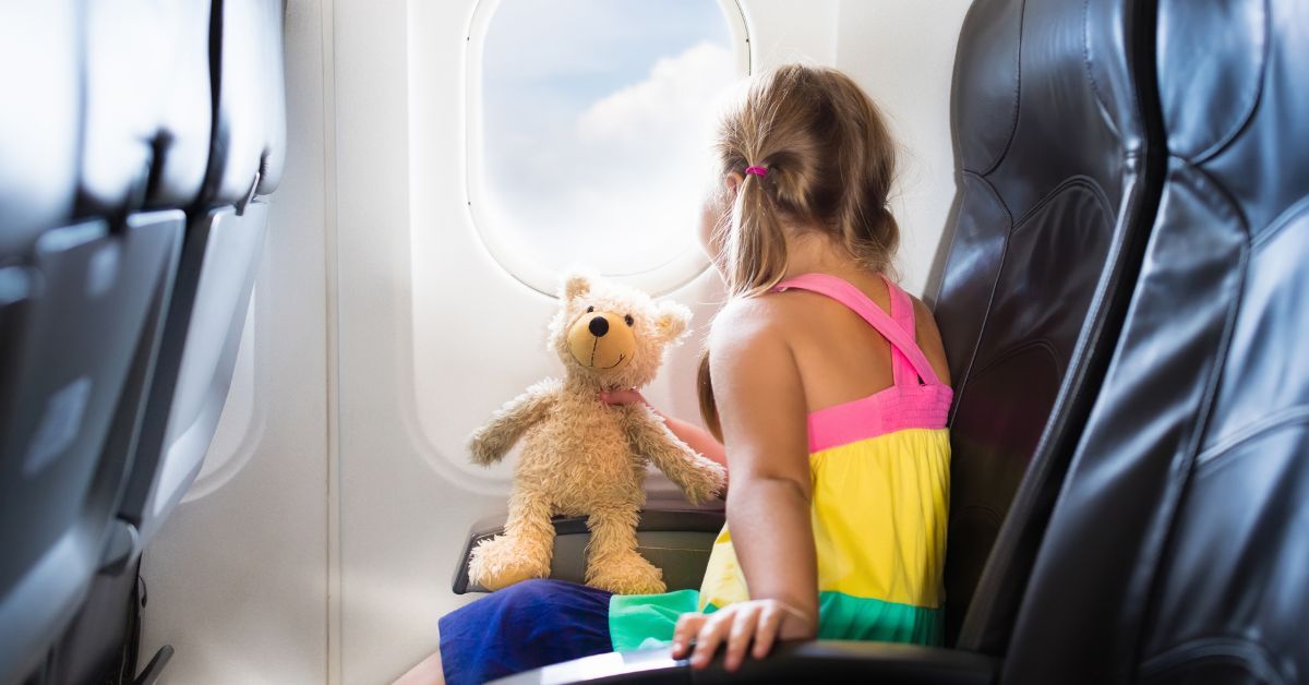 3 Tips to Keep Your Child Entertained on a Flight